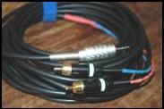 HD STEREO MINI JACK2x RCA MALE
Heavy Duty Mini Jack Cable made with Canare Star Quad cable, Canare HD Minijack and 2 x Neutrik RCA MALE connectors. This fella is a hundred times tuffer than your everyday minijack cable!! Ducks Gutz
